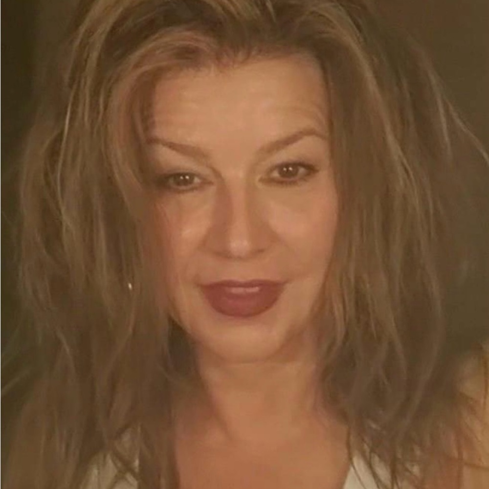 Meet your Posher, Pamela